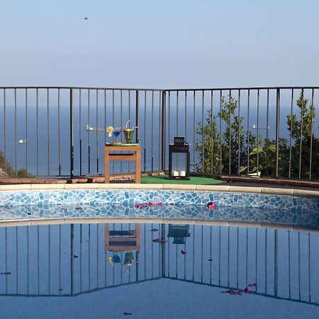 Residence Zelzar Vietri sul Mare Room photo