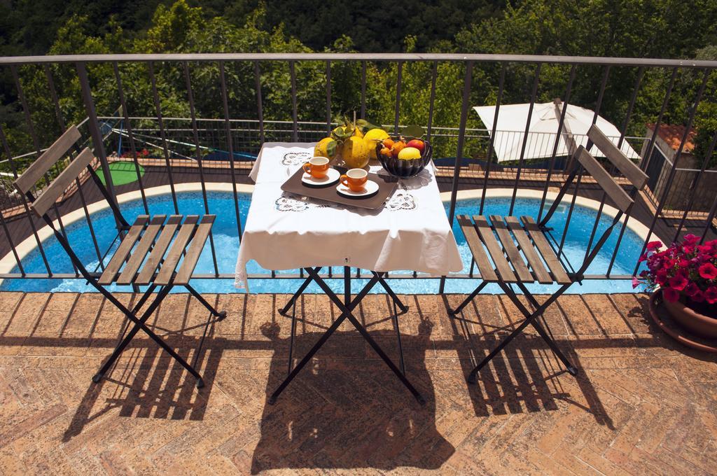 Residence Zelzar Vietri sul Mare Room photo
